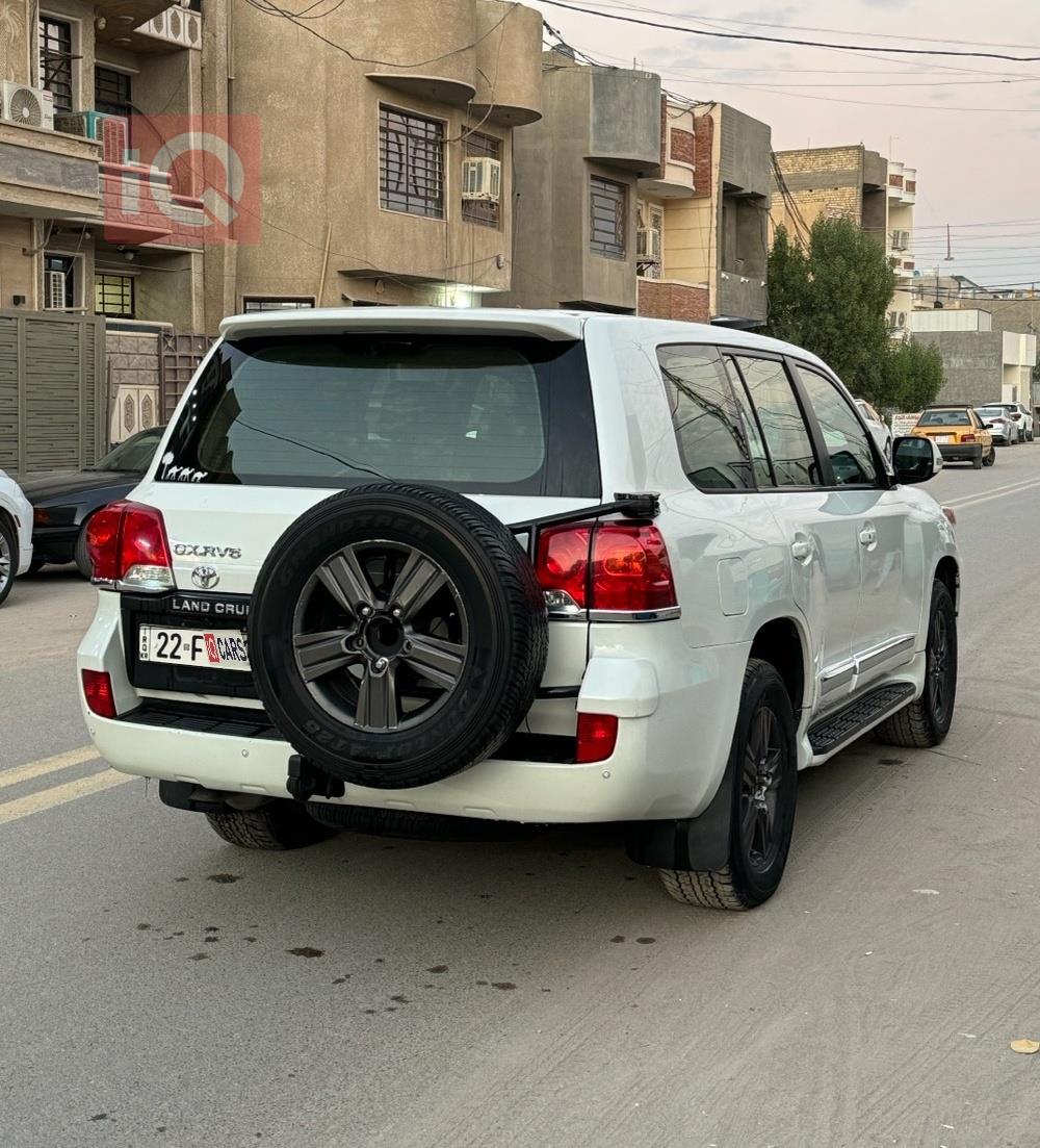 تويوتا لاندكروزر